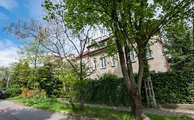 Glogowa Bricks Apartment